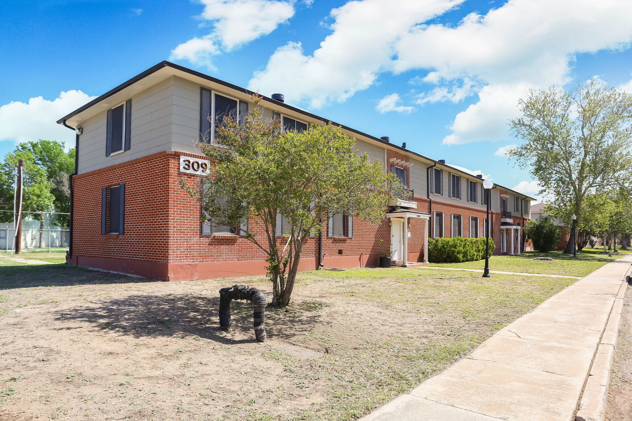 309 Calgary Ave, San Antonio, TX à vendre Photo de l’immeuble– Image 1 sur 31