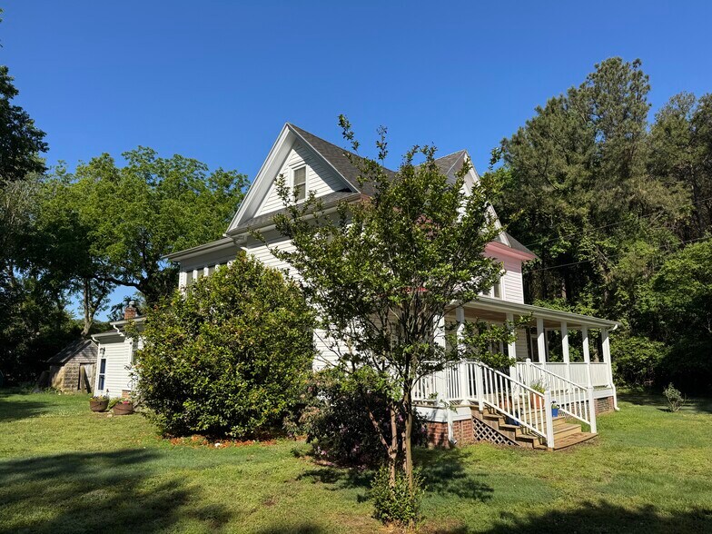18646 Airport Dr, Melfa, VA à vendre - Photo de l’immeuble – Image 3 sur 14