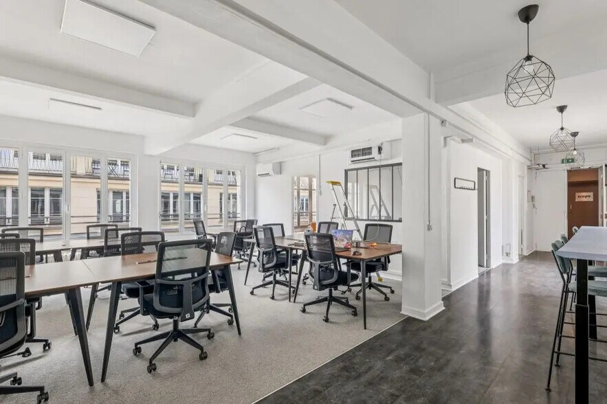 4 Cité Paradis, Paris à louer - Photo de l’immeuble – Image 2 sur 9