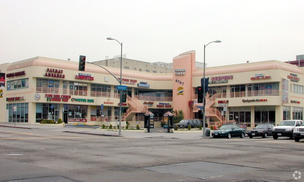 6767 W Sunset Blvd, Los Angeles, CA à vendre - Photo de l’immeuble – Image 2 sur 7