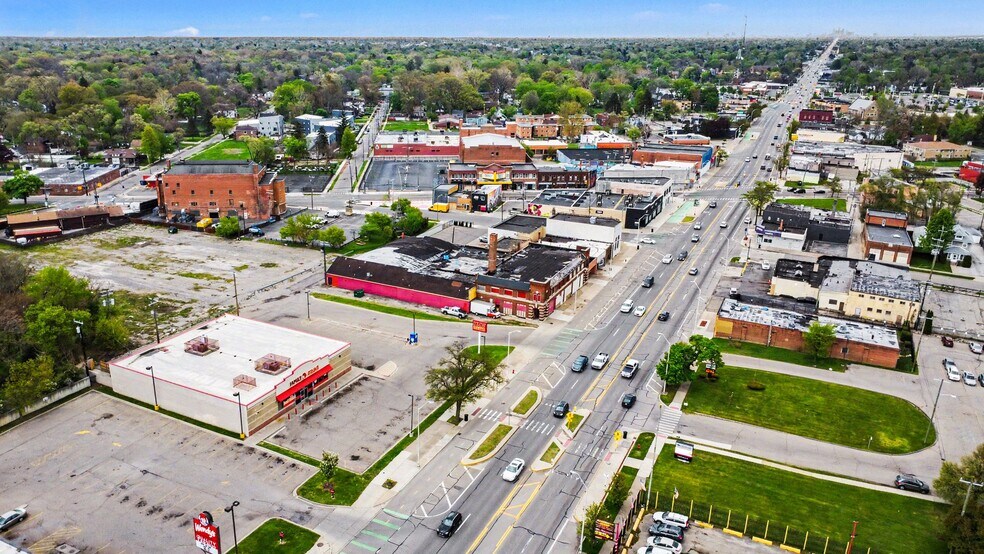 22200 W Grand River Ave, Detroit, MI à vendre - Photo de l’immeuble – Image 3 sur 12