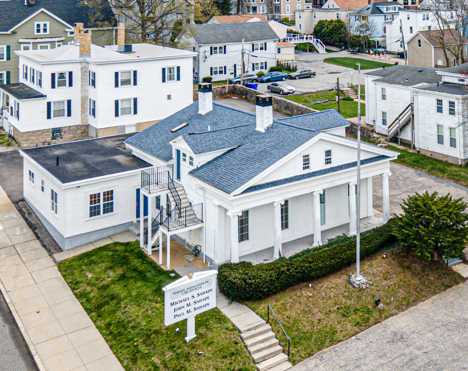 399 N Main St, Fall River, MA à vendre Photo principale– Image 1 sur 43