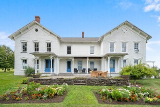 Plus de détails pour 9940 Middle Rd, Hammondsport, NY - Spécialisé à vendre