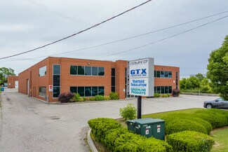 Plus de détails pour 39 Rivalda Rd, Toronto, ON - Industriel/Logistique à louer