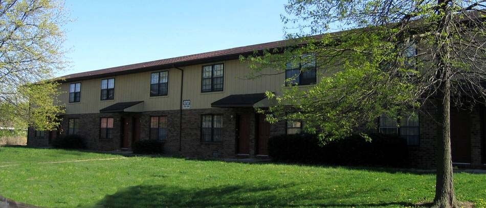 15 Pheasantwood Dr, Belleville, IL à vendre - Photo principale – Image 1 sur 1