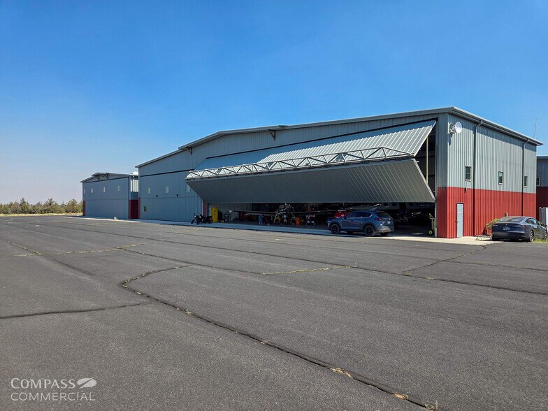 63205 Gibson Air Rd, Bend, OR à vendre - Photo de l’immeuble – Image 3 sur 3