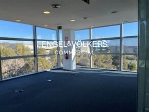Bureau dans Sant Cugat del Vallès, Barcelona à louer Photo intérieure– Image 2 sur 13