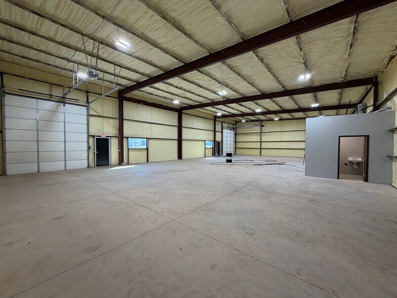 1035 NW 112th St, Oklahoma City, OK à vendre - Photo intérieure – Image 2 sur 2