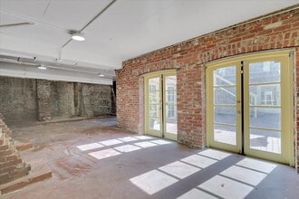 900-906 2nd St, Sacramento, CA à louer Photo intérieure– Image 2 sur 5