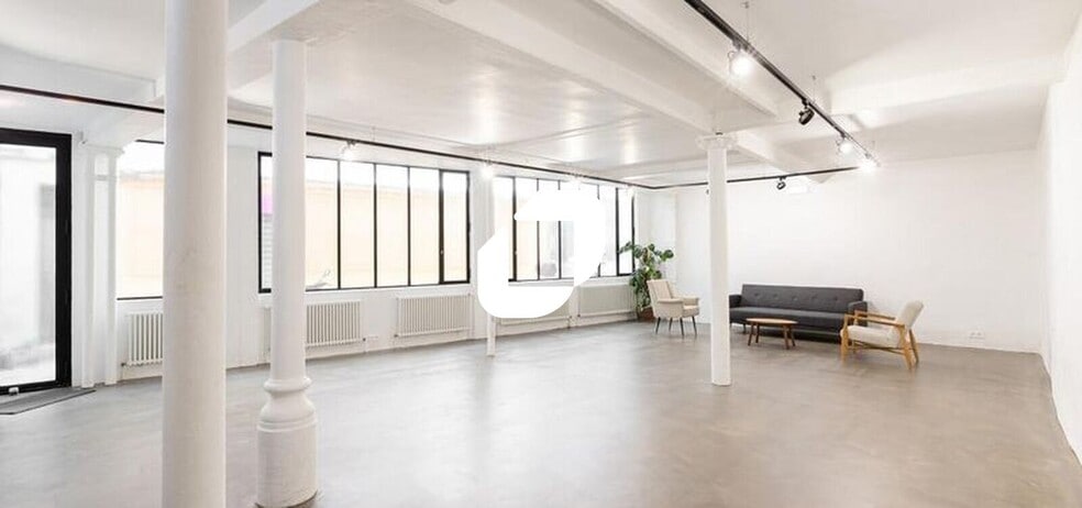 147 Rue Du Temple, Paris à louer - Photo de l’immeuble – Image 3 sur 7