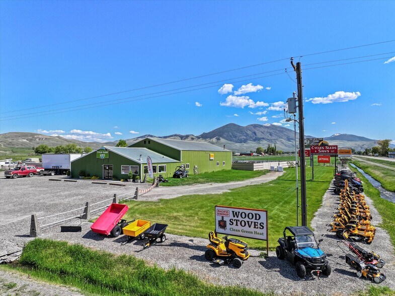 5 Demick Ln, Salmon, ID à vendre - Photo de l’immeuble – Image 3 sur 51