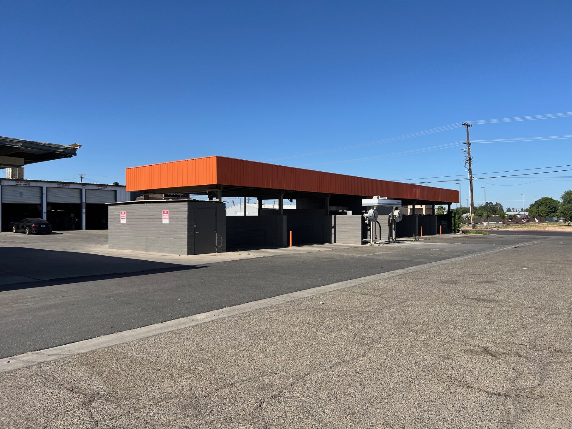 1200 N Ben Maddox Way, Visalia, CA à vendre Photo principale– Image 1 sur 9