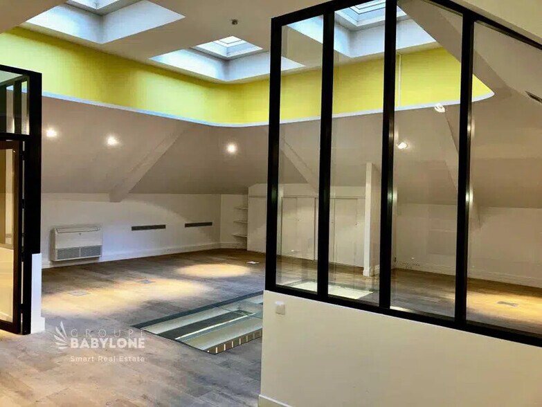 Bureau dans Paris à vendre - Photo de l’immeuble – Image 2 sur 14