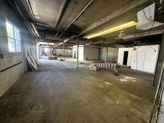 Plus de détails pour 29 Stafford St, Jamestown, NY - Industriel/Logistique à louer