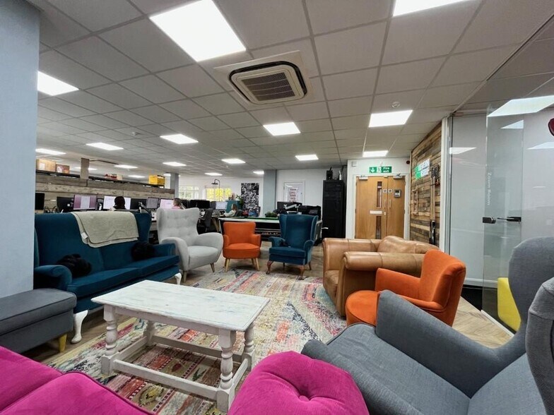 Inworth Rd, Feering à vendre - Photo de l’immeuble – Image 2 sur 30