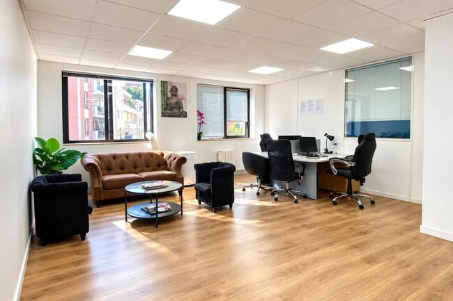 Plus de détails pour 198 Avenue De Verdun, Issy-les-Moulineaux - Bureau à vendre