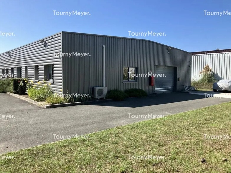 Local d’activités dans Canéjan à louer - Photo de l’immeuble – Image 2 sur 7