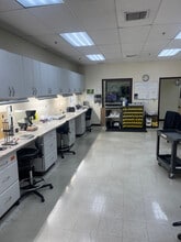 42 Jungle Rd, Leominster, MA à vendre Photo intérieure– Image 1 sur 5