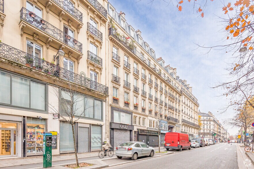 Bureau dans Paris à louer - Photo de l’immeuble – Image 2 sur 3