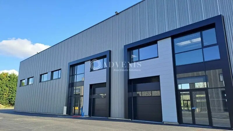 Local d'activités dans Thouaré-sur-Loire à vendre - Photo de l’immeuble – Image 2 sur 5