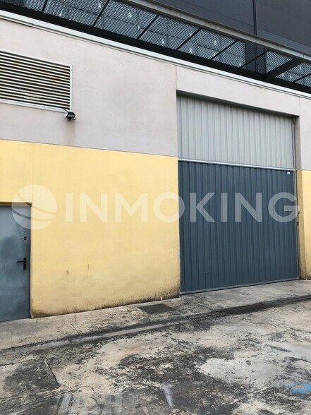 Industriel/Logistique dans Camarma de Esteruelas, Madrid à louer - Photo de l’immeuble – Image 2 sur 7