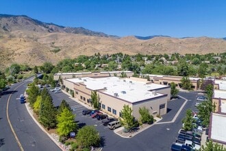 8521-8543 White Fir St, Reno, NV à louer Photo intérieure– Image 2 sur 3