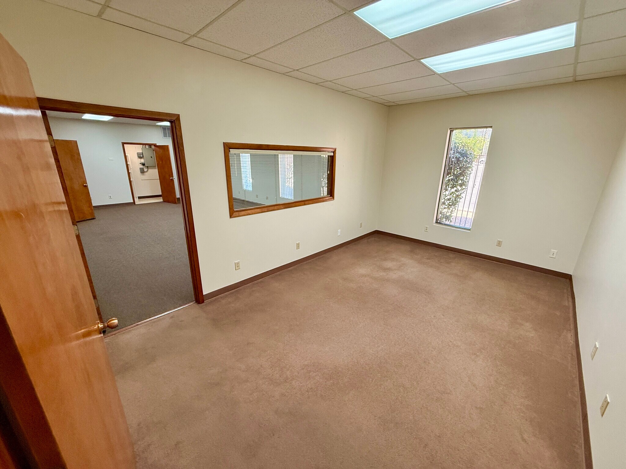 1300 W Koenig Ln, Austin, TX à louer Photo intérieure– Image 1 sur 7