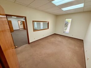 1300 W Koenig Ln, Austin, TX à louer Photo intérieure– Image 1 sur 7