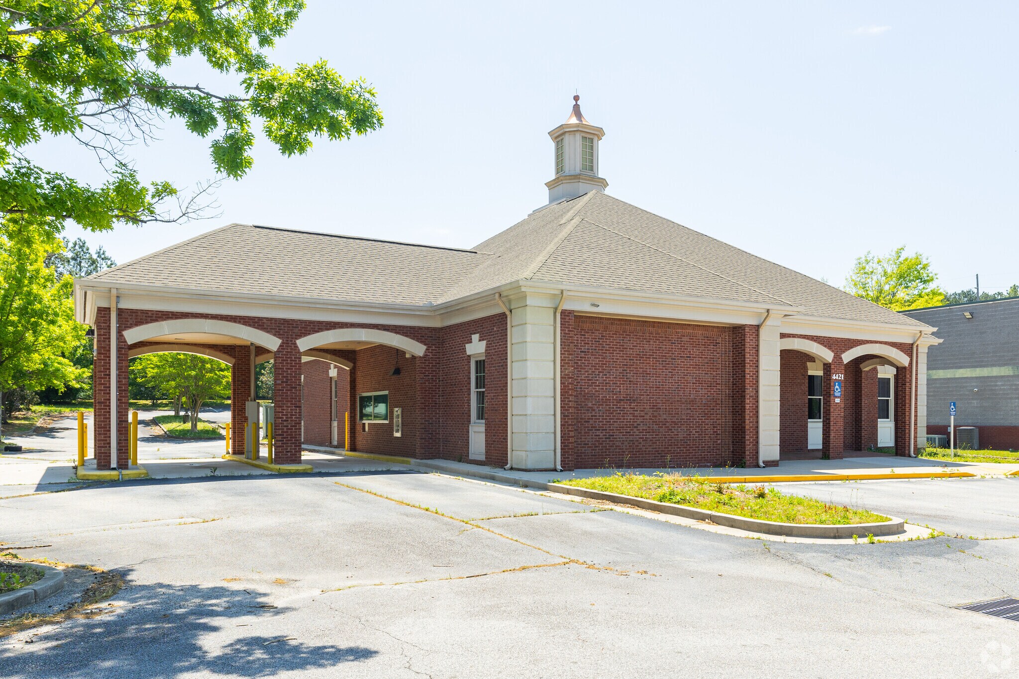 4421 N Henry Blvd, Stockbridge, GA à louer Photo principale– Image 1 sur 2
