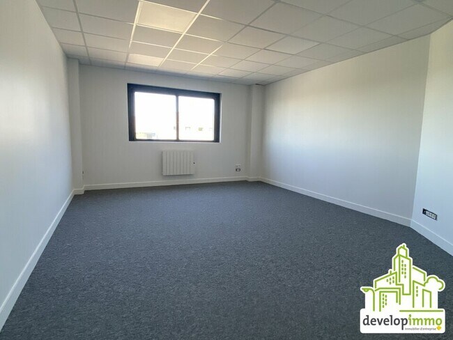 Plus de détails pour Bureau à louer