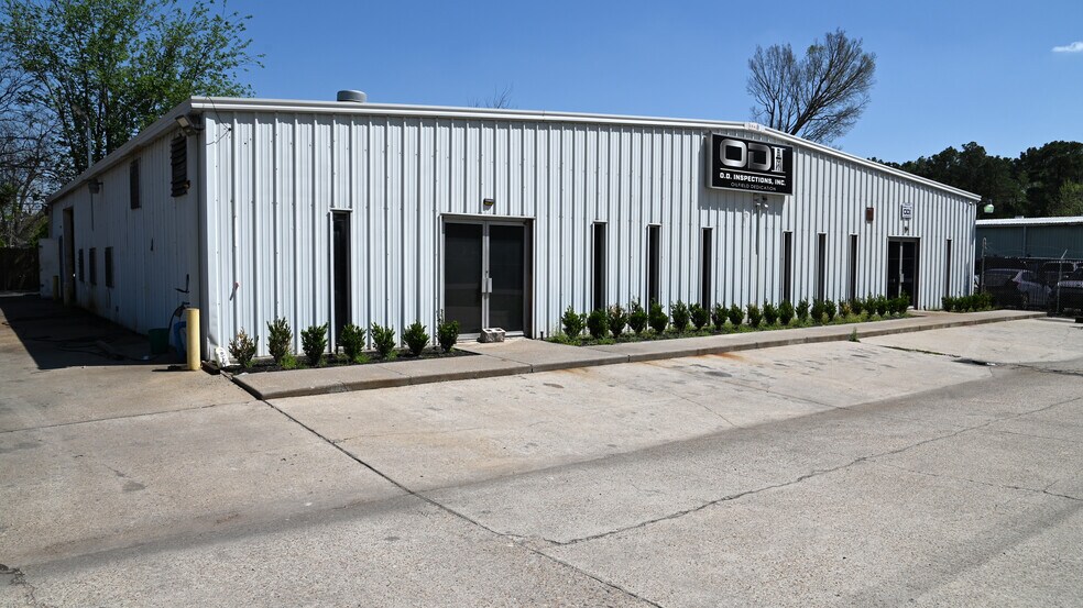 16450 Lee Rd, Humble, TX à louer - Photo de l’immeuble – Image 2 sur 3