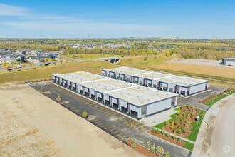 9 Southbank Cres, Okotoks, AB - VUE AÉRIENNE  vue de carte