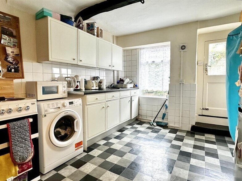122 Boutport St, Barnstaple à vendre - Photo de l’immeuble – Image 3 sur 10