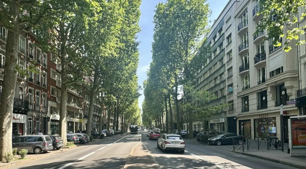 Bureau dans Lille à vendre - Photo de l’immeuble – Image 2 sur 12