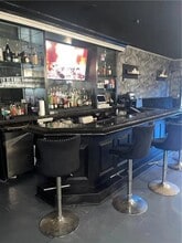 2112 Flatbush Ave, Brooklyn, NY à louer Photo intérieure– Image 2 sur 4