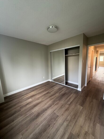 5000 50 St, Beaumont, AB à louer - Photo de l’immeuble – Image 2 sur 7
