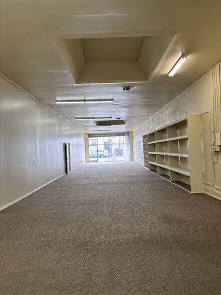 327 S Western Ave, Los Angeles, CA à louer - Photo intérieure – Image 3 sur 9
