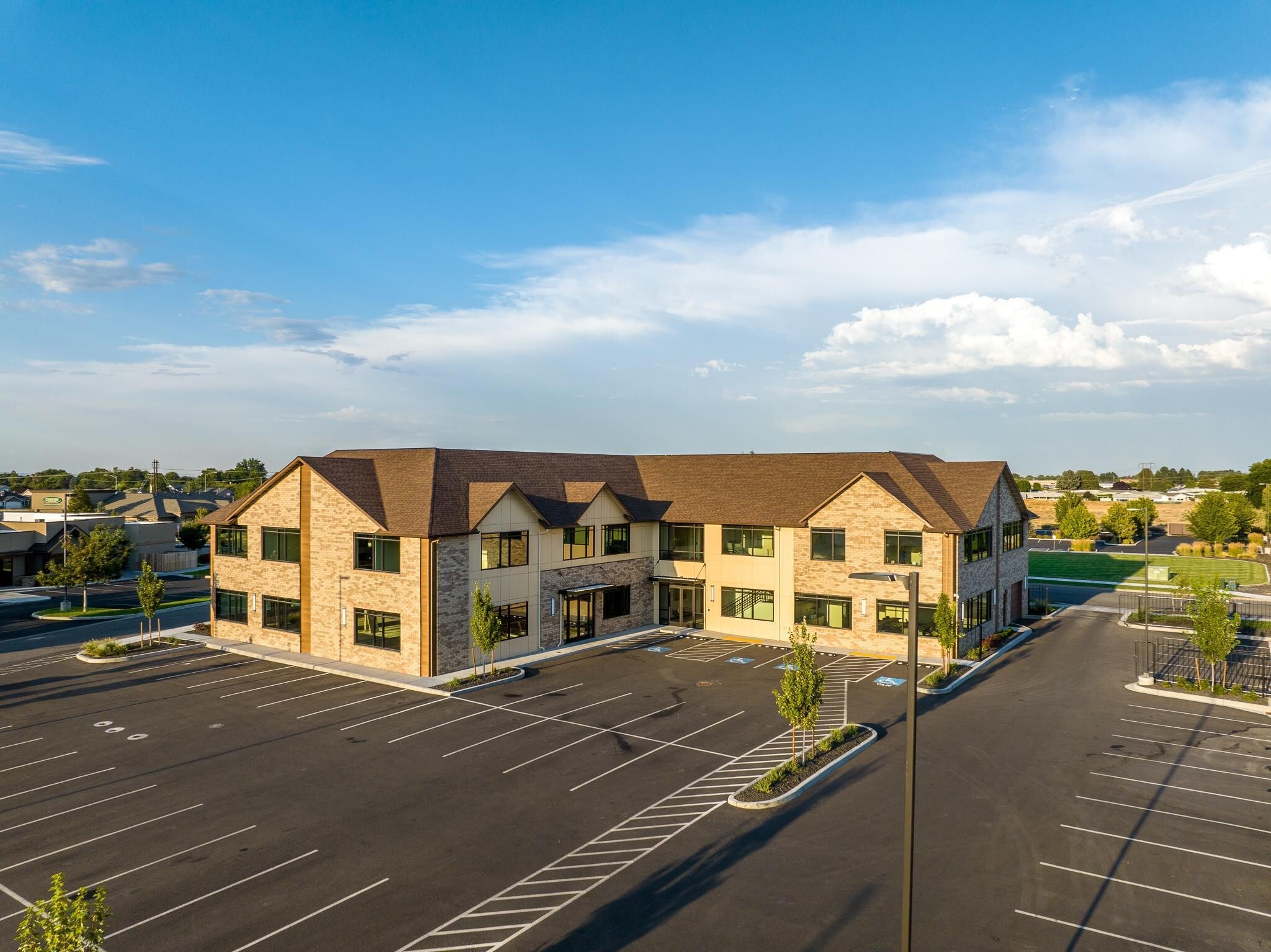 30 S Louisiana St, Kennewick, WA à louer Photo de l’immeuble– Image 1 sur 17