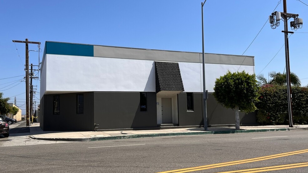1745 W 182nd St, Gardena, CA à louer - Photo de l’immeuble – Image 2 sur 8