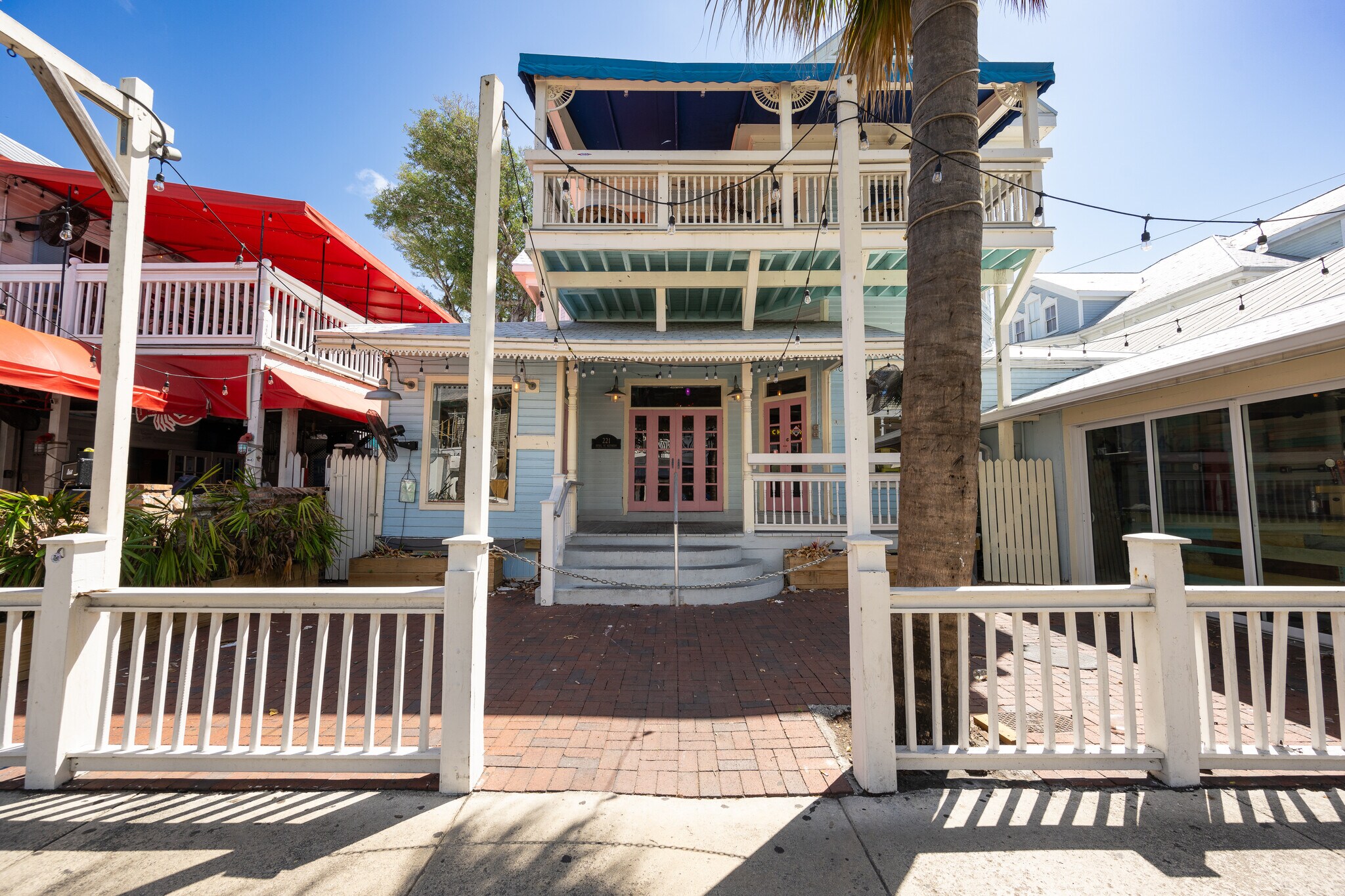 221 Duval St, Key West, FL à louer Photo de l’immeuble– Image 1 sur 21