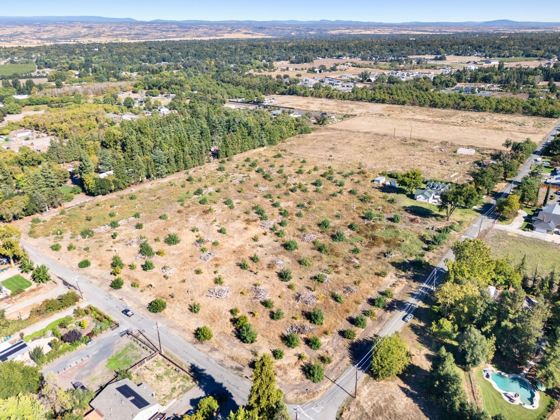 3310 Rodeo Ave, Chico, CA à vendre Photo principale– Image 1 sur 3