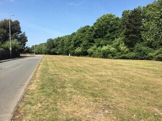 Plus de détails pour North Rd, Bridgend - Terrain à louer
