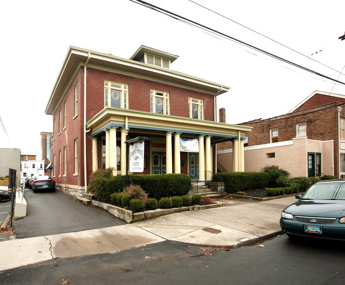 114 E College St, Murfreesboro, TN à louer - Photo principale – Image 1 sur 2