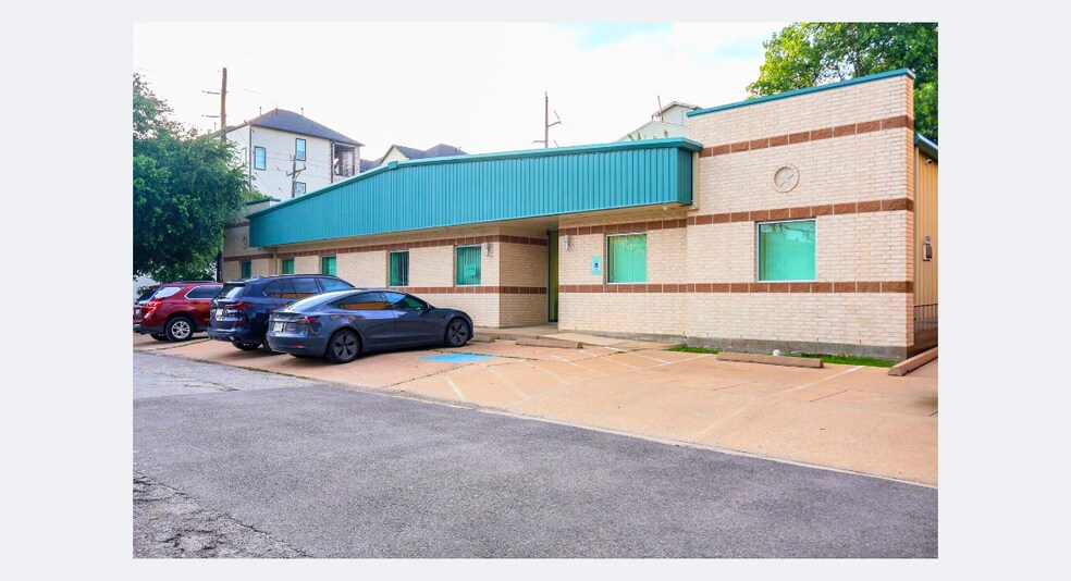 114 W Drew St, Houston, TX à louer - Photo de l’immeuble – Image 1 sur 17