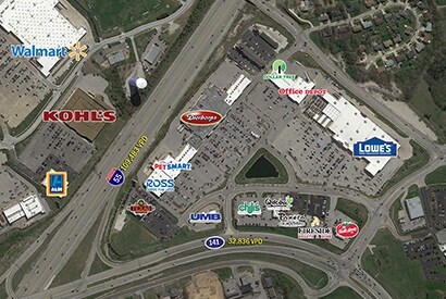 860 Arnold Commons Dr, Arnold, MO à louer - Photo de l’immeuble – Image 1 sur 1