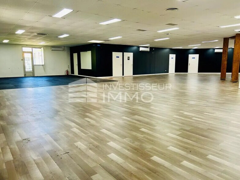 Local commercial dans Bondoufle à vendre - Photo intérieure – Image 3 sur 8