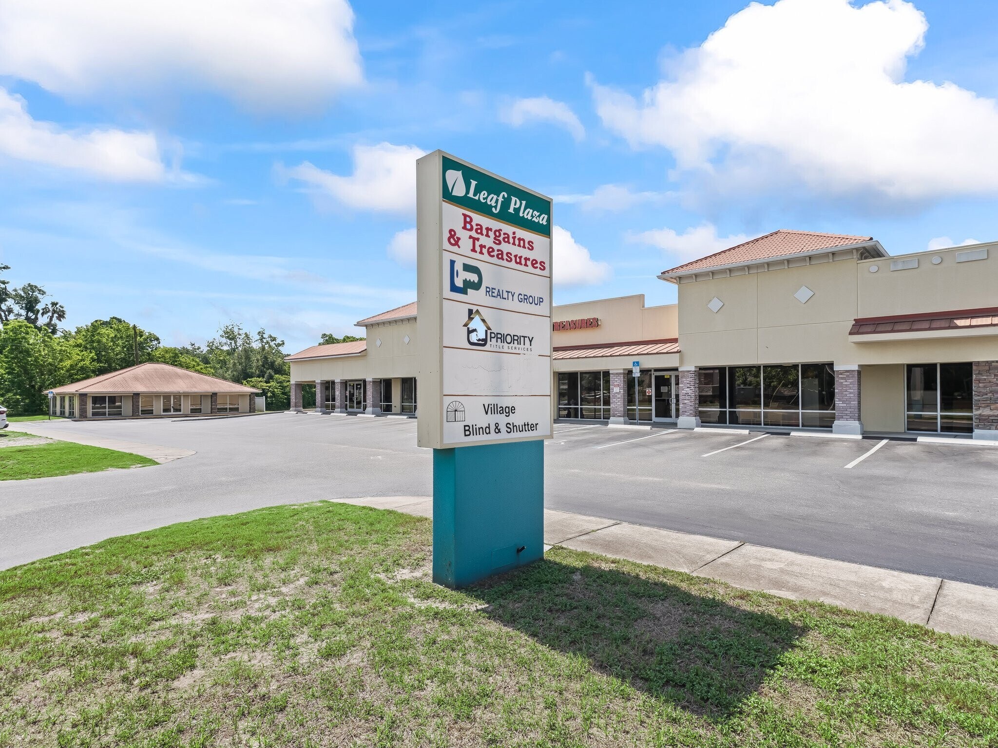 4131 County Road 106, Oxford, FL à louer Photo principale– Image 1 sur 25