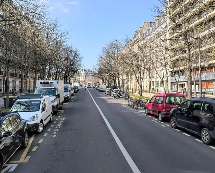 Local commercial dans Paris à louer - Aérien – Image 2 sur 2