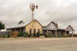 Plus de détails pour 11985 W Us-87 Hwy, La Vernia, TX - Local commercial à vendre