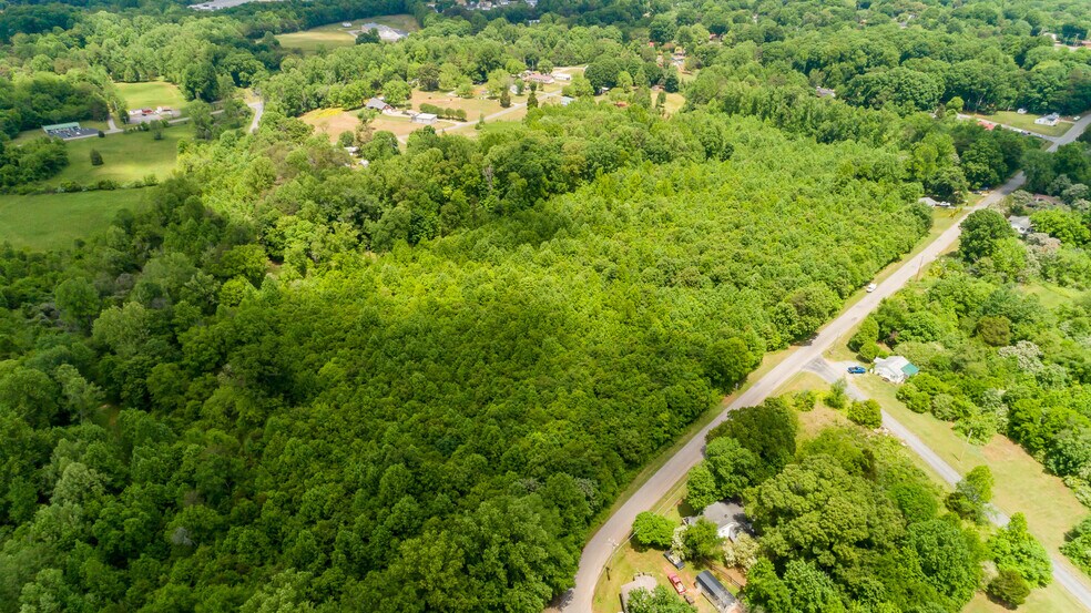 1247 Williams Rd, Statesville, NC à vendre - Photo de l’immeuble – Image 2 sur 6